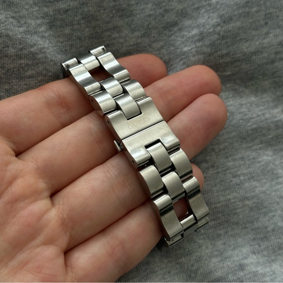 Gucci watch - Picture 4 of 4